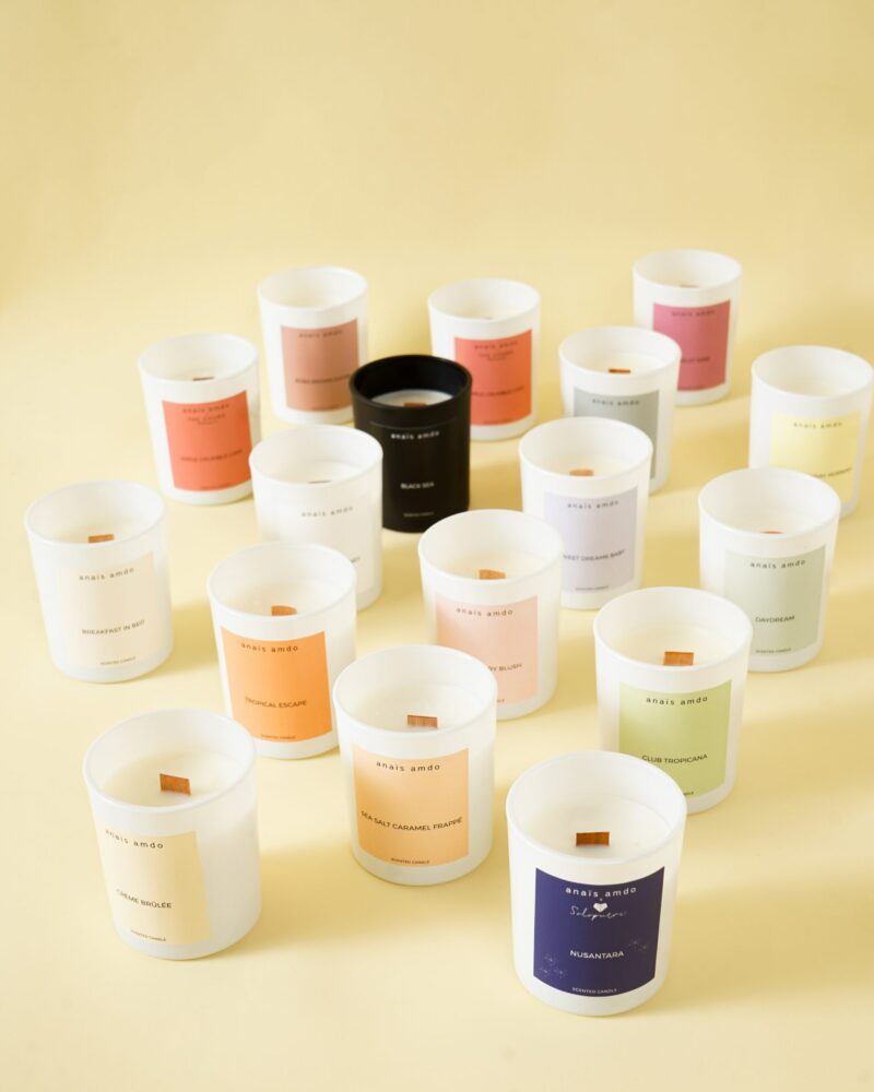 Strawberry Blush Candle - Image 2